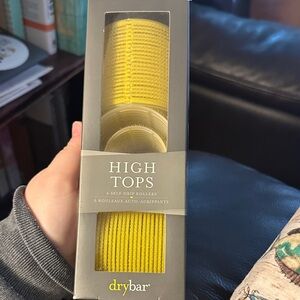 Drybar High Tops Self-Grip Rollers in Yellow